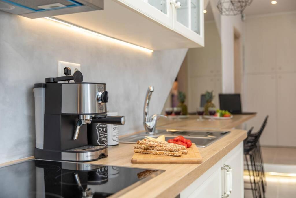 Arktos Luxury Apartment Naxos City エクステリア 写真