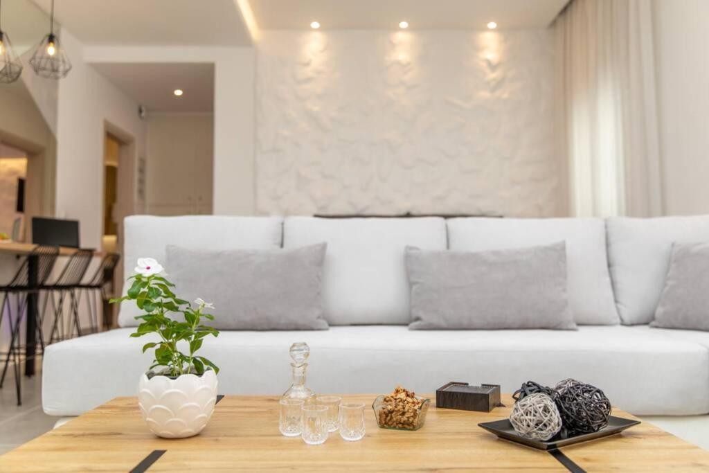 Arktos Luxury Apartment Naxos City エクステリア 写真
