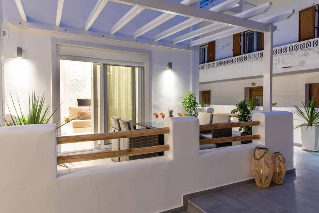 Arktos Luxury Apartment Naxos City エクステリア 写真